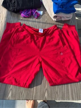 WonderWink Women’s Bright Red Casual Bermuda Shorts